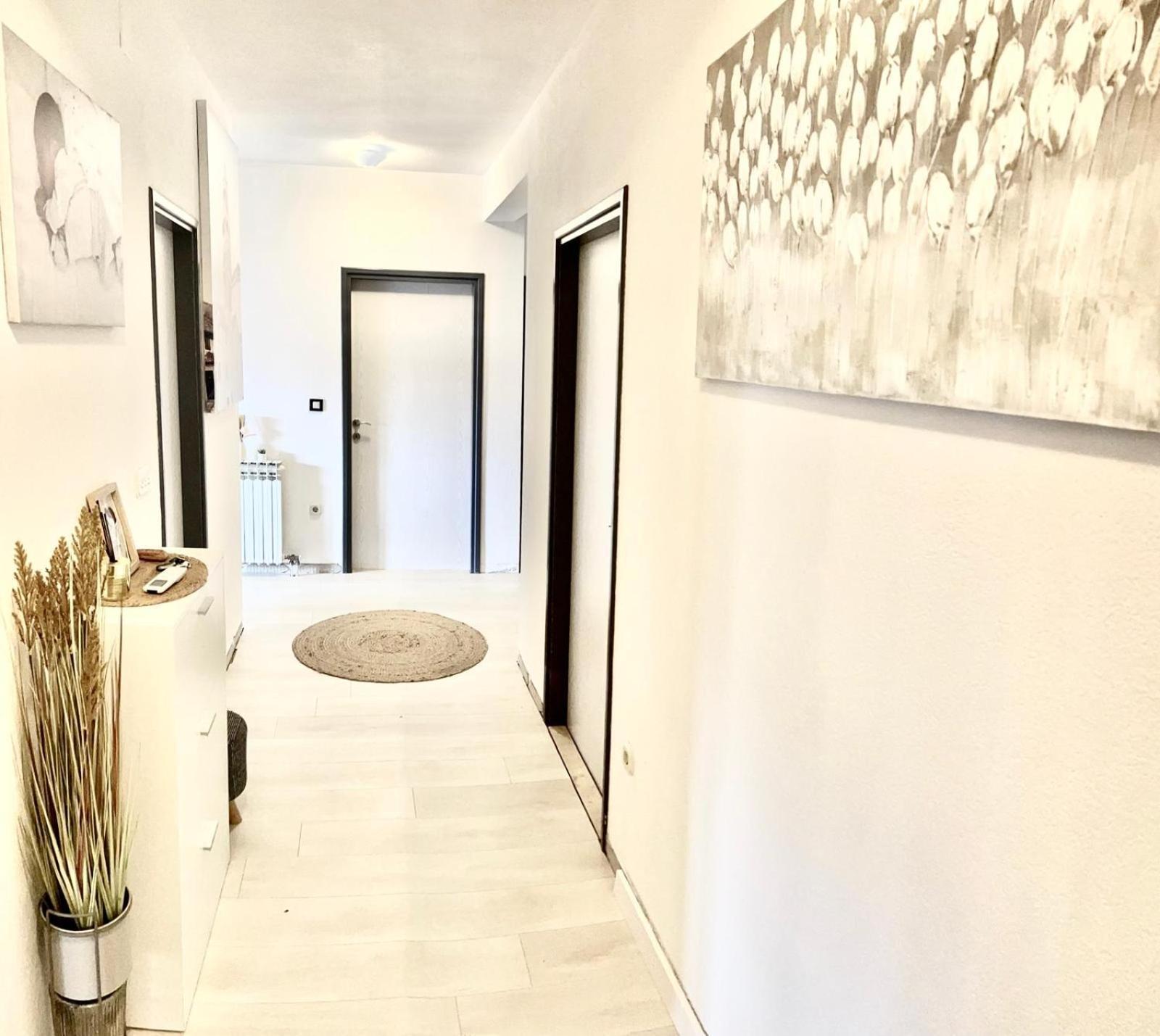 Apartman Nika Sa Jacuzzijem ซาดาร์ ภายนอก รูปภาพ